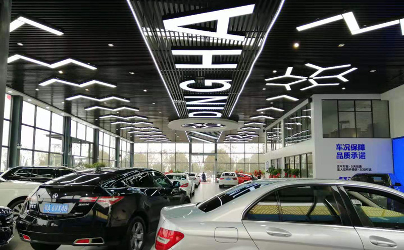 4S店(diàn)裝(zhuang)修設(shè)計(ji) 一(yi)鼎豪名(míng)車(che)裝(zhuang)修
